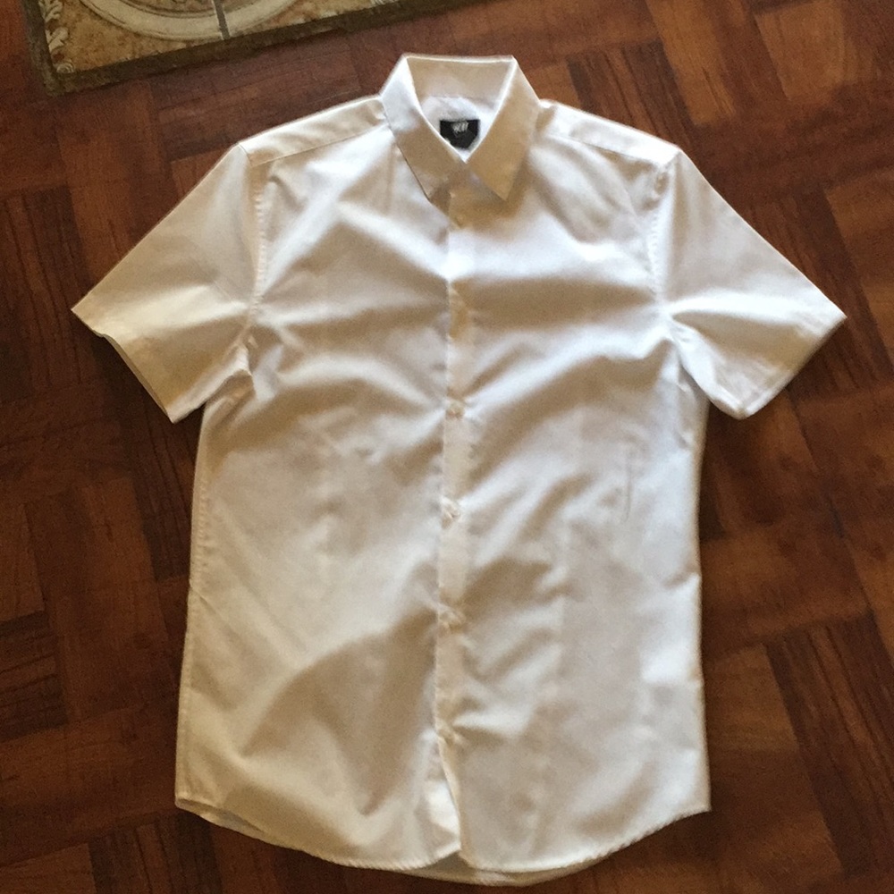 Shirt - Picture 2 of 3